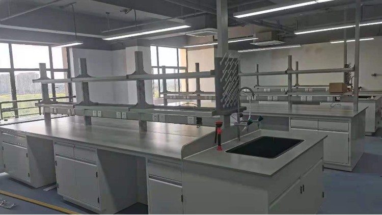 實驗室建設(shè)設(shè)計實驗室工作臺有什么要求？